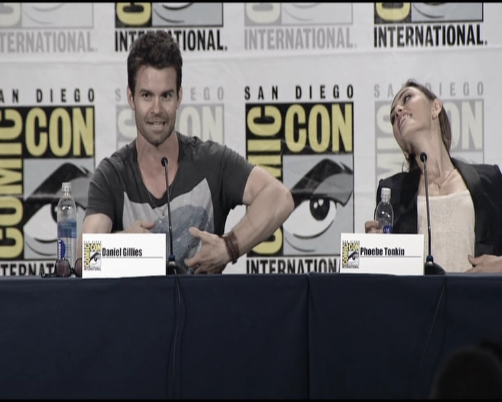 VampireDiariesWorld-dot-org_TheOriginalsS1-2013ComicConPanel0739.jpg