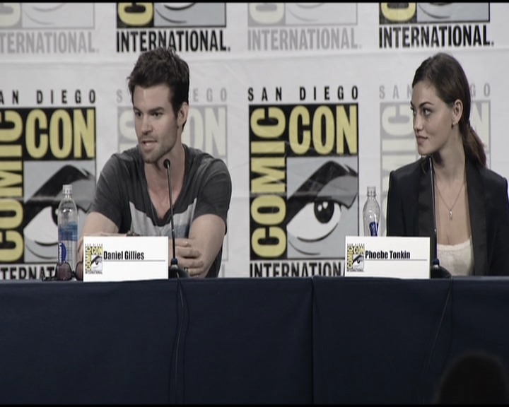 VampireDiariesWorld-dot-org_TheOriginalsS1-2013ComicConPanel0759.jpg