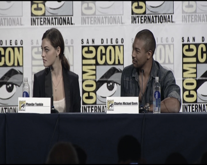 VampireDiariesWorld-dot-org_TheOriginalsS1-2013ComicConPanel1130.jpg