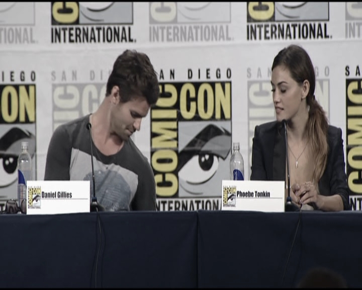 VampireDiariesWorld-dot-org_TheOriginalsS1-2013ComicConPanel1328.jpg