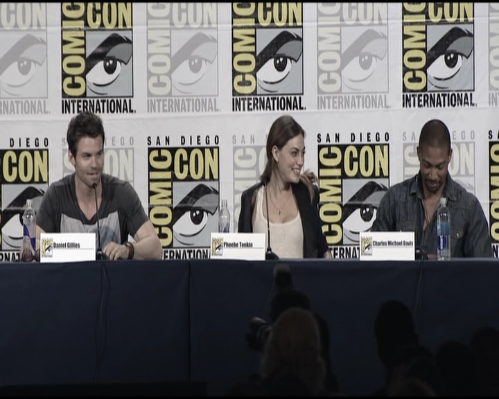 VampireDiariesWorld-dot-org_TheOriginalsS1-2013ComicConPanel1418.jpg