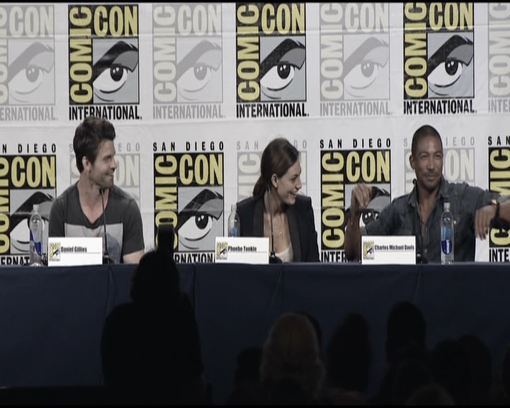 VampireDiariesWorld-dot-org_TheOriginalsS1-2013ComicConPanel1537.jpg