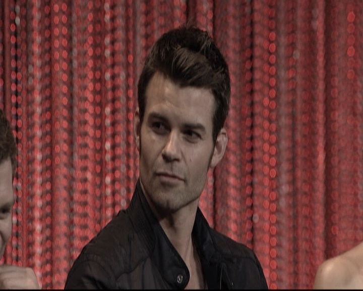 VampireDiariesWorld-dot-org_TheOriginalsS1-2014PaleyFestPanel0317.jpg