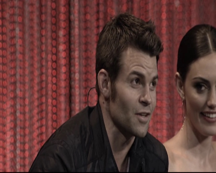 VampireDiariesWorld-dot-org_TheOriginalsS1-2014PaleyFestPanel0344.jpg