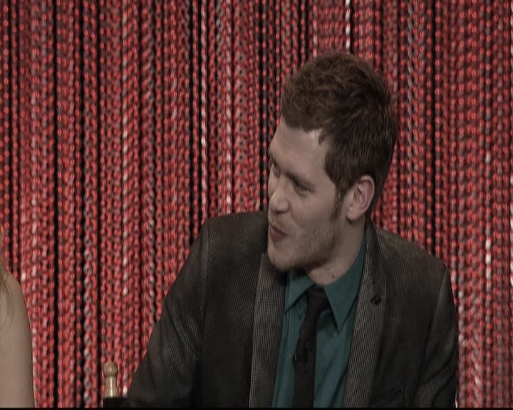 VampireDiariesWorld-dot-org_TheOriginalsS1-2014PaleyFestPanel0956.jpg