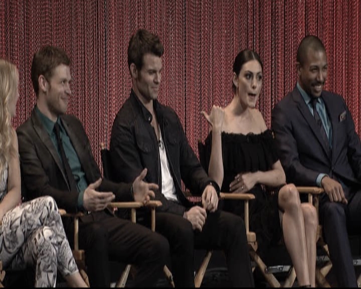 VampireDiariesWorld-dot-org_TheOriginalsS1-2014PaleyFestPanel1494.jpg