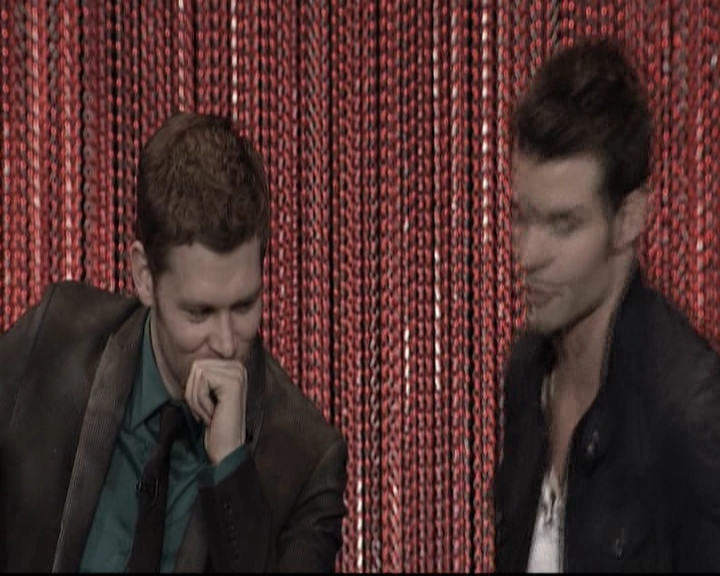 VampireDiariesWorld-dot-org_TheOriginalsS1-2014PaleyFestPanel1514.jpg