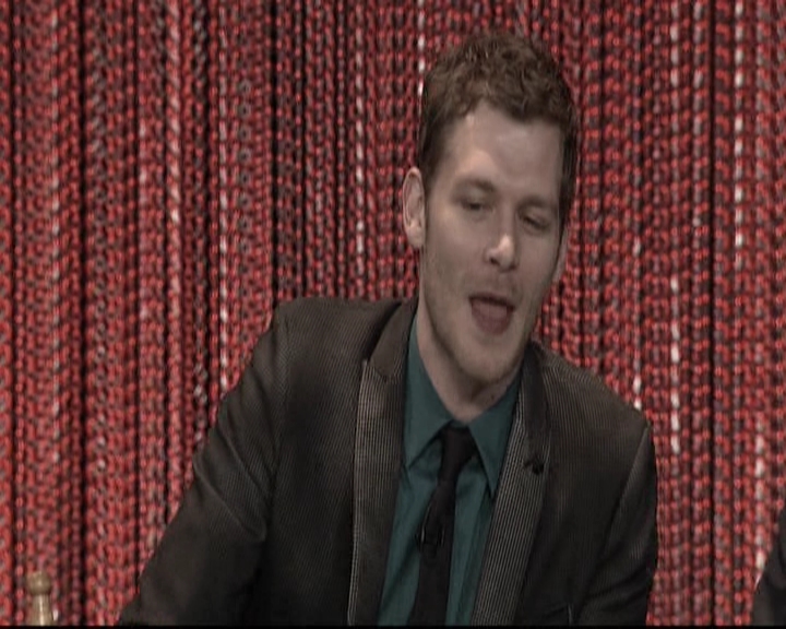 VampireDiariesWorld-dot-org_TheOriginalsS1-2014PaleyFestPanel1558.jpg