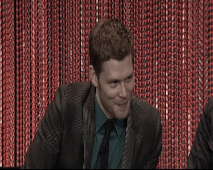 VampireDiariesWorld-dot-org_TheOriginalsS1-2014PaleyFestPanel1560.jpg