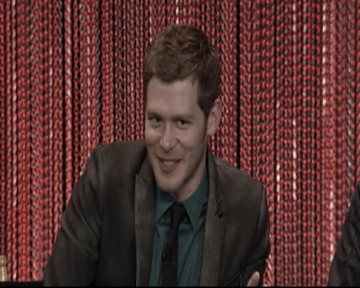 VampireDiariesWorld-dot-org_TheOriginalsS1-2014PaleyFestPanel1561.jpg