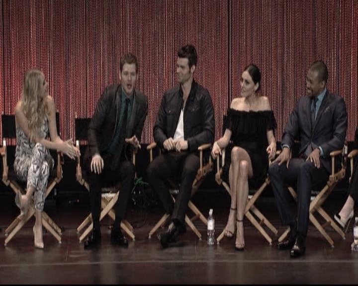 VampireDiariesWorld-dot-org_TheOriginalsS1-2014PaleyFestPanel1570.jpg