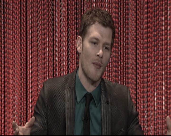 VampireDiariesWorld-dot-org_TheOriginalsS1-2014PaleyFestPanel1589.jpg