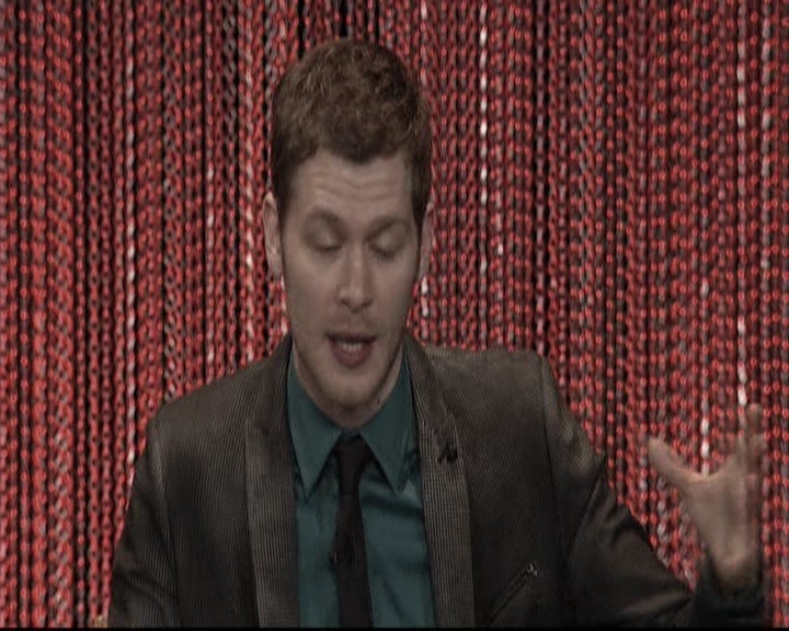 VampireDiariesWorld-dot-org_TheOriginalsS1-2014PaleyFestPanel1612.jpg