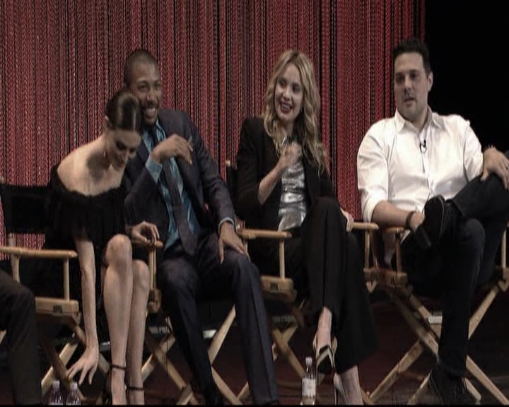 VampireDiariesWorld-dot-org_TheOriginalsS1-2014PaleyFestPanel1626.jpg