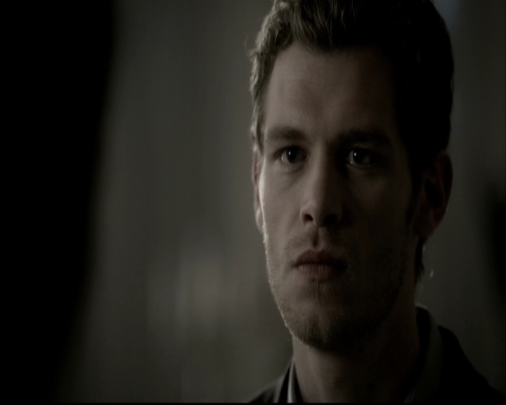 VampireDiariesWorld-dot-org_TheOriginalsS1-TheOriginalVampires-ABiteSizesStory0140.jpg