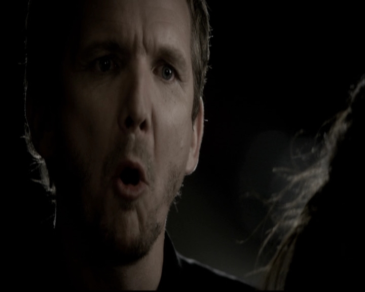 VampireDiariesWorld-dot-org_TheOriginalsS1-TheOriginalVampires-ABiteSizesStory0142.jpg