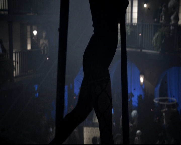 VampireDiariesWorld-dot-org_TheOriginalsS1-TheOriginalVampires-ABiteSizesStory0278.jpg