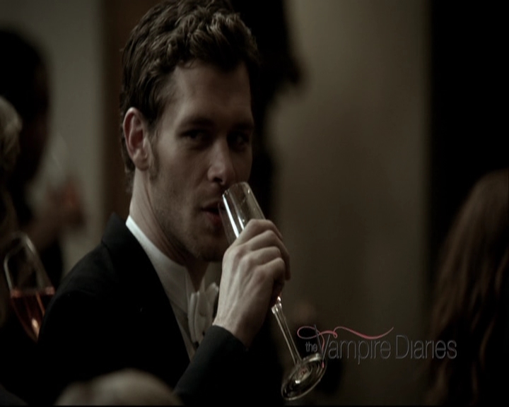 VampireDiariesWorld-dot-org_TheOriginalsS1-TheOriginals-Origins0117.jpg