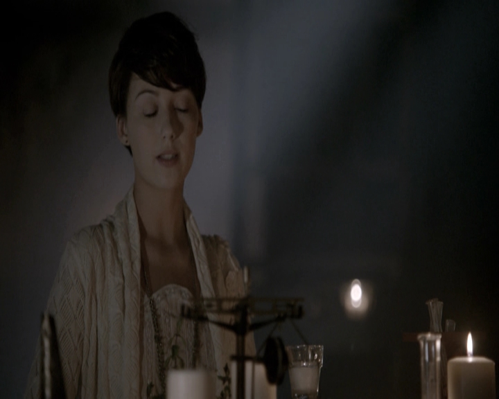 VampireDiariesWorld-dot-nl_TheOriginals-2x01Rebirth-DeletedScenes0031.jpg