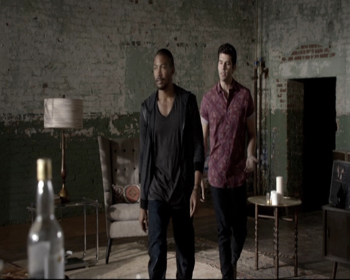 VampireDiariesWorld-dot-nl_TheOriginals-2x01Rebirth0833.jpg