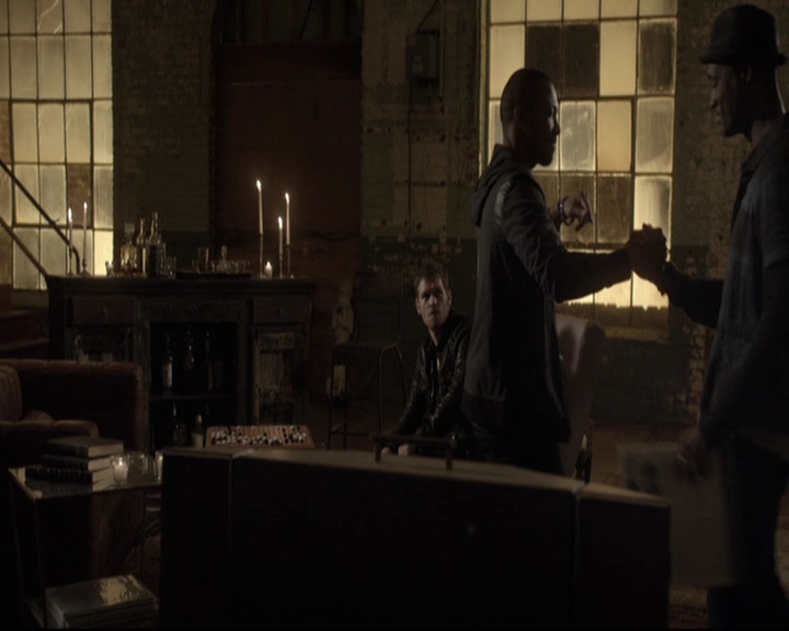 VampireDiariesWorld-dot-nl_TheOriginals-2x01Rebirth1097.jpg