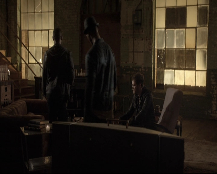 VampireDiariesWorld-dot-nl_TheOriginals-2x01Rebirth1105.jpg
