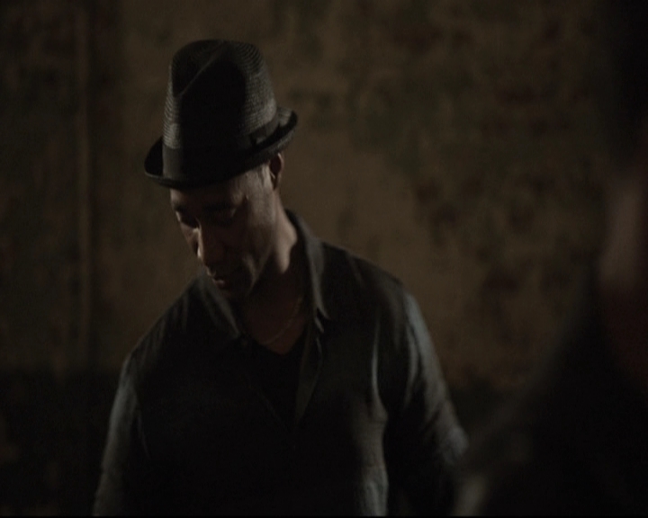 VampireDiariesWorld-dot-nl_TheOriginals-2x01Rebirth1106.jpg