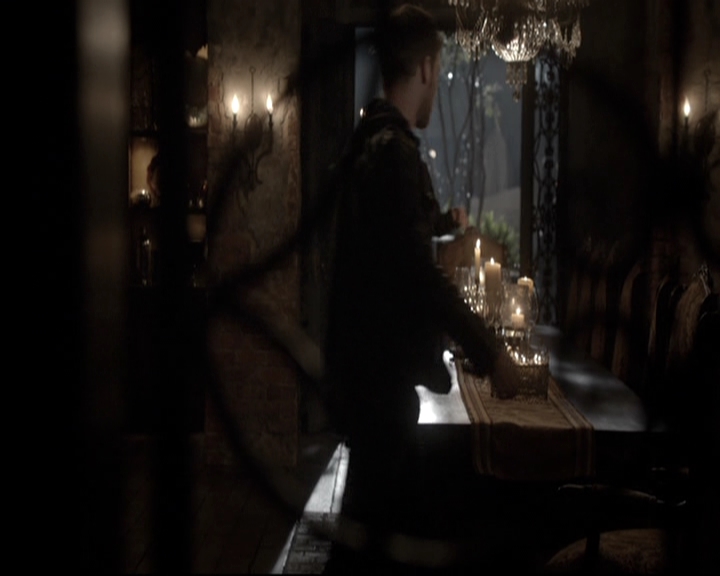 VampireDiariesWorld-dot-nl_TheOriginals-2x01Rebirth1184.jpg