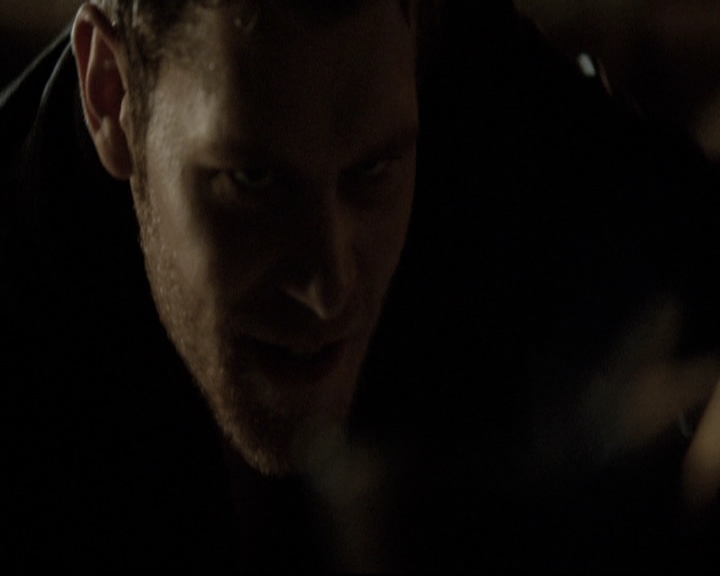 VampireDiariesWorld-dot-nl_TheOriginals-2x01Rebirth1517.jpg