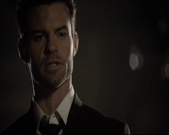 VampireDiariesWorld-dot-nl_TheOriginals-2x01Rebirth1699.jpg