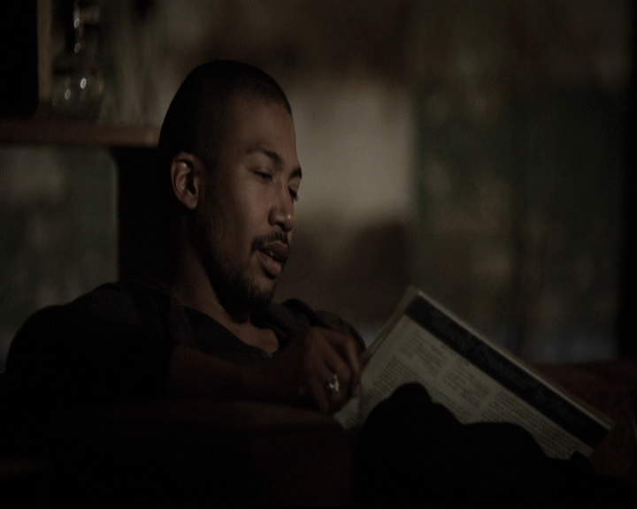 VampireDiariesWorld-dot-nl_TheOriginals-2x01Rebirth1740.jpg