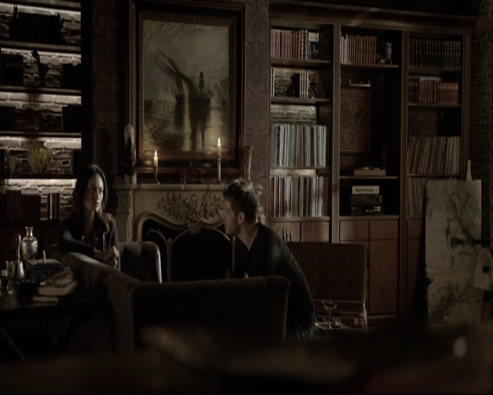 VampireDiariesWorld-dot-nl_TheOriginals-2x01Rebirth2210.jpg