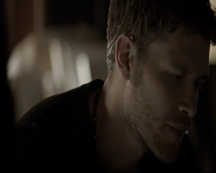 VampireDiariesWorld-dot-nl_TheOriginals-2x01Rebirth2233.jpg