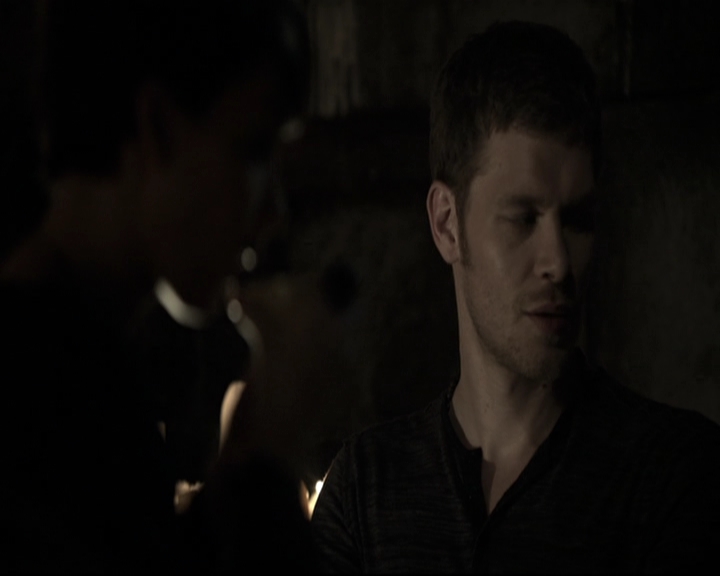 VampireDiariesWorld-dot-nl_TheOriginals-2x02AliveAndKicking1374.jpg