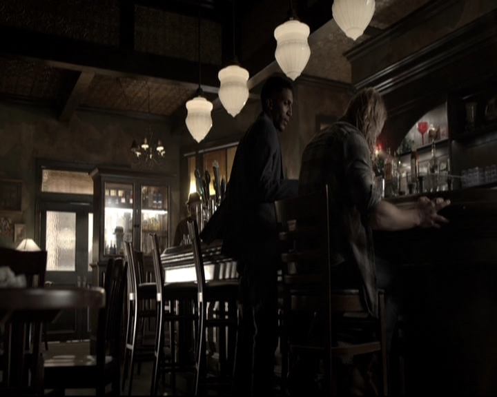 VampireDiariesWorld-dot-nl_TheOriginals-2x03EveryMothersSon0394.jpg