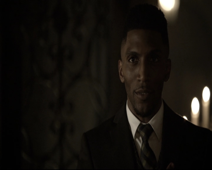 VampireDiariesWorld-dot-nl_TheOriginals-2x03EveryMothersSon1107.jpg