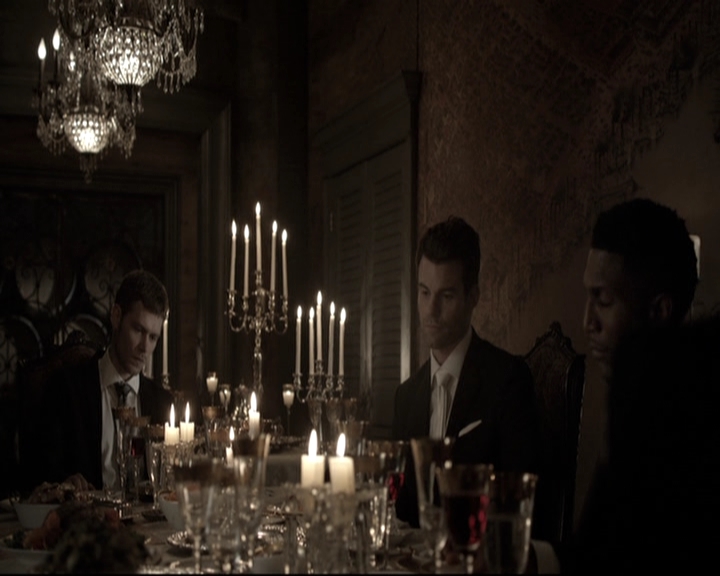 VampireDiariesWorld-dot-nl_TheOriginals-2x03EveryMothersSon1503.jpg VampireDiariesWorld-dot-nl_TheOriginals-2x03EveryMothersSon1503.jpg