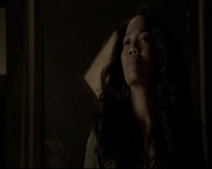 VampireDiariesWorld-dot-nl_TheOriginals-2x03EveryMothersSon1730.jpg