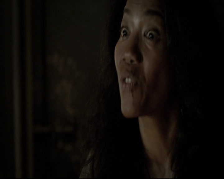 VampireDiariesWorld-dot-nl_TheOriginals-2x03EveryMothersSon1906.jpg