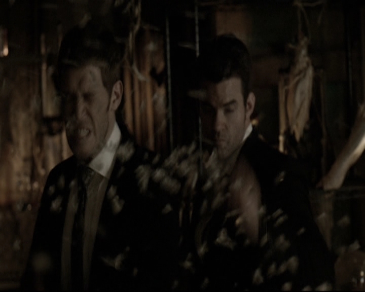 VampireDiariesWorld-dot-nl_TheOriginals-2x03EveryMothersSon1943.jpg
