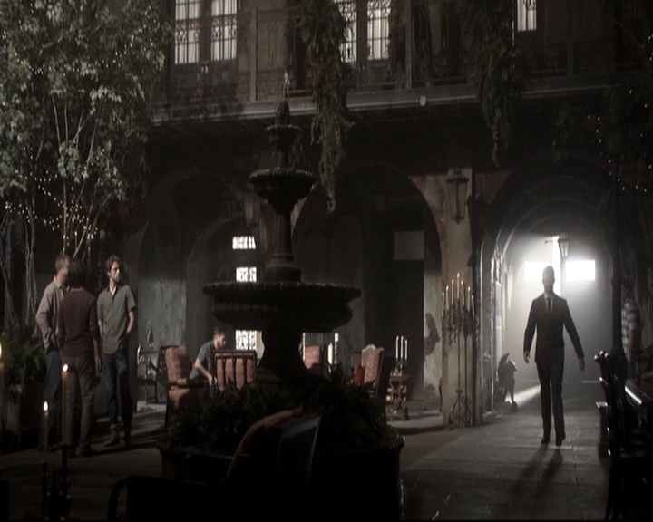 VampireDiariesWorld-dot-nl_TheOriginals-2x04LiveAndLetDie0256.jpg