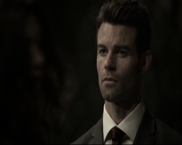VampireDiariesWorld-dot-nl_TheOriginals-2x04LiveAndLetDie0303.jpg