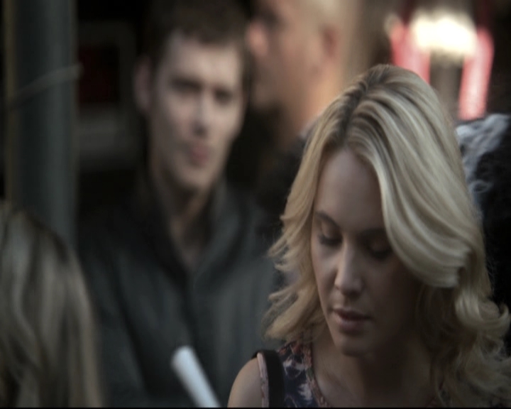 VampireDiariesWorld-dot-nl_TheOriginals-2x04LiveAndLetDie0337.jpg