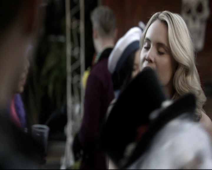 VampireDiariesWorld-dot-nl_TheOriginals-2x04LiveAndLetDie0347.jpg