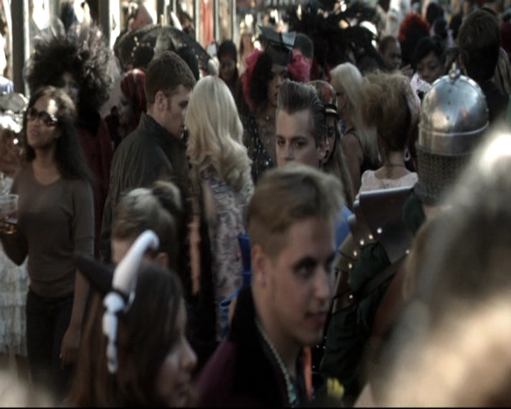 VampireDiariesWorld-dot-nl_TheOriginals-2x04LiveAndLetDie0356.jpg