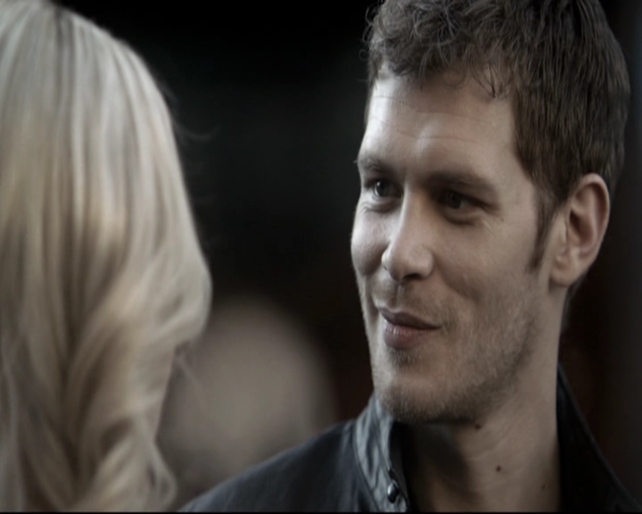 VampireDiariesWorld-dot-nl_TheOriginals-2x04LiveAndLetDie0408.jpg