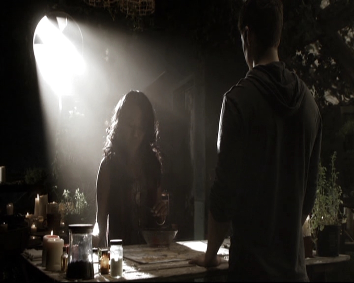 VampireDiariesWorld-dot-nl_TheOriginals-2x04LiveAndLetDie0445.jpg