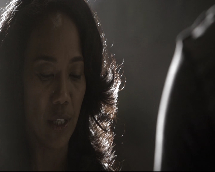 VampireDiariesWorld-dot-nl_TheOriginals-2x04LiveAndLetDie0457.jpg