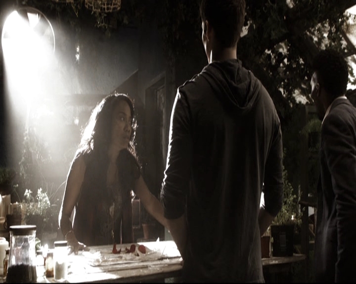 VampireDiariesWorld-dot-nl_TheOriginals-2x04LiveAndLetDie0488.jpg