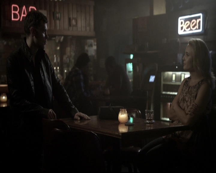 VampireDiariesWorld-dot-nl_TheOriginals-2x04LiveAndLetDie0804.jpg